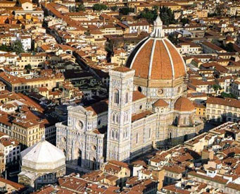 Guided walking private tour of Florence's historic center 